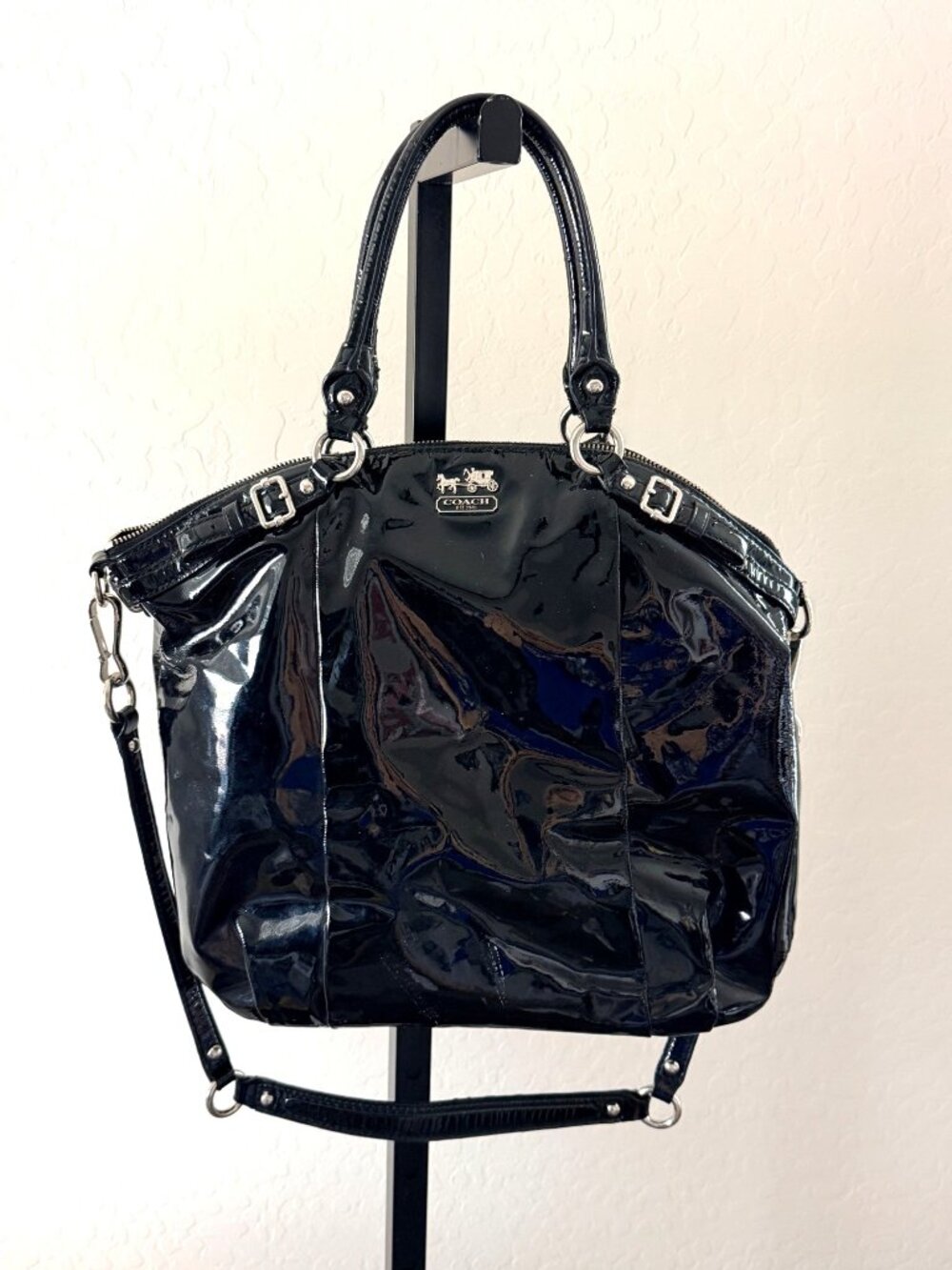 Vintage Coach 18627 Maddison Black Patent Leather Purse